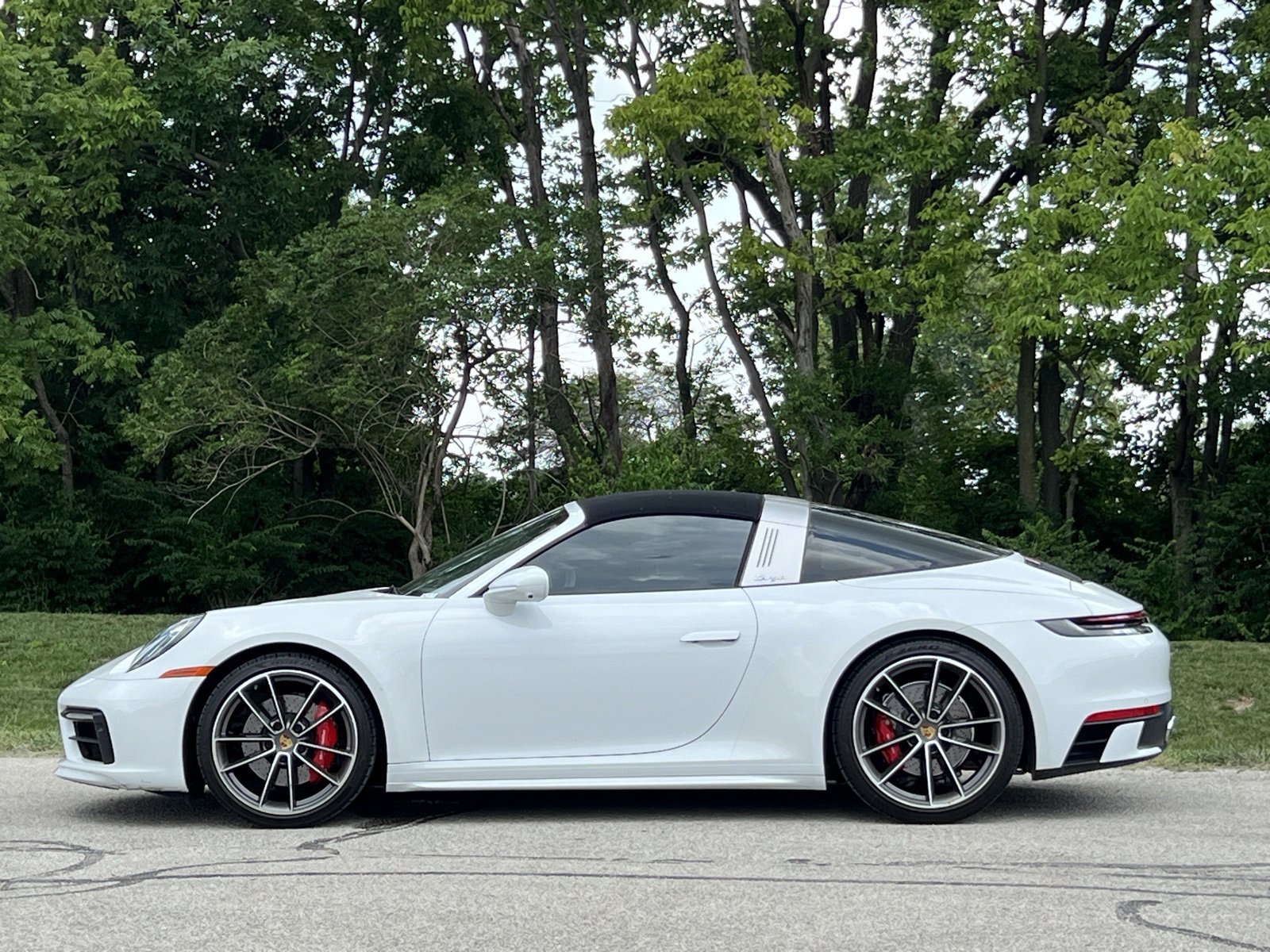 Certified 2021 Porsche 911 Targa 4S w/ Premium Package image 2