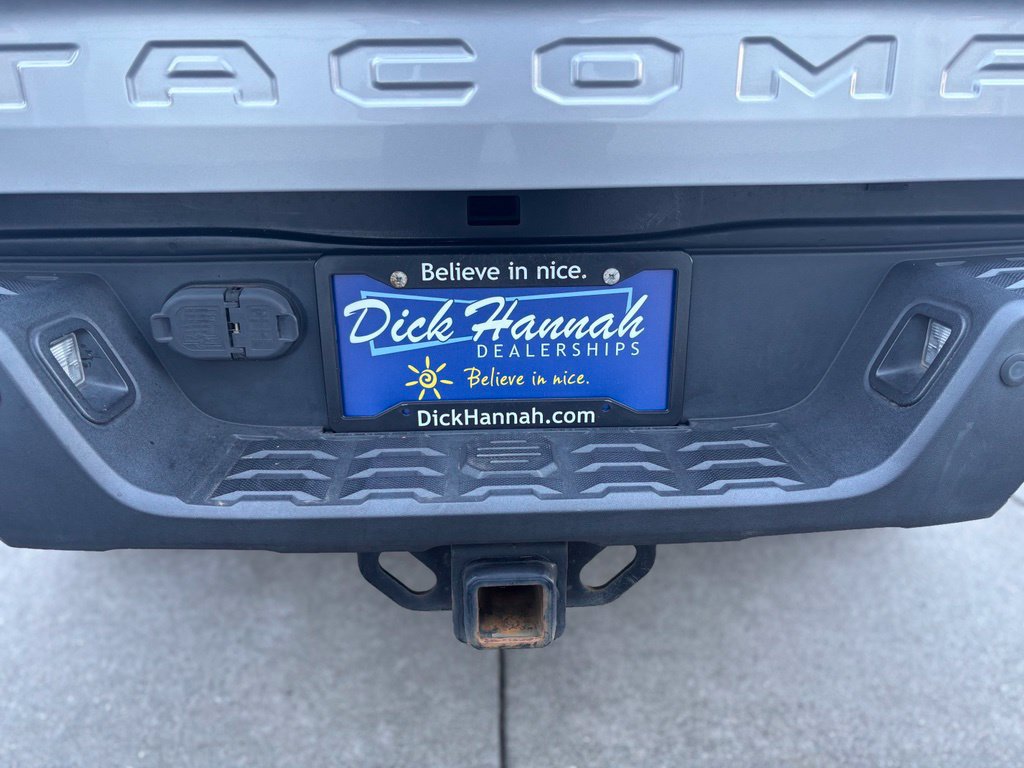 Used 2018 Toyota Tacoma Limited AWD/4WD image 29