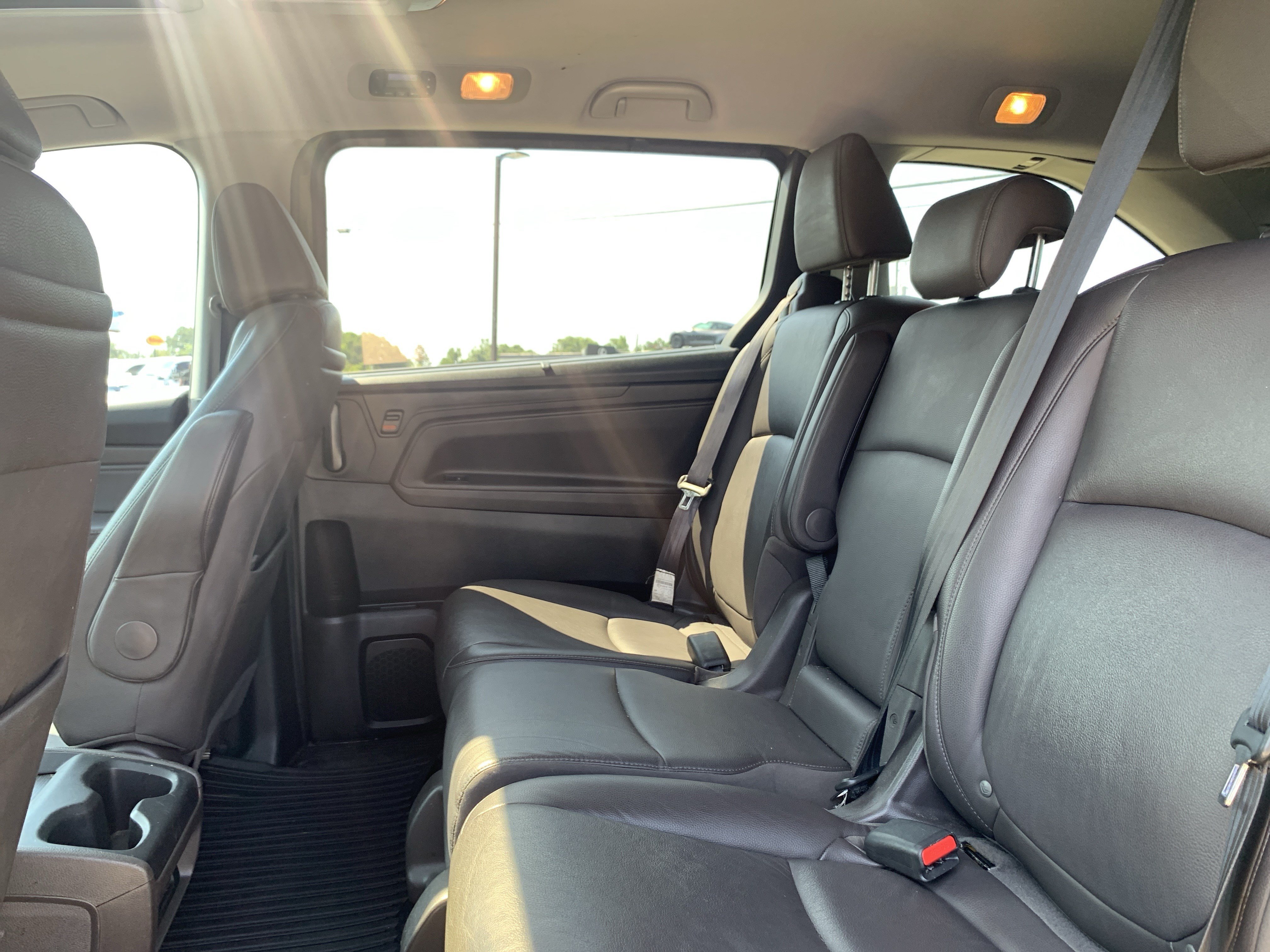 Used 2018 Honda Odyssey Touring image 32