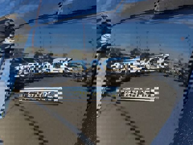 Certified 2025 Subaru Outback Touring w/ Popular Package #2 image 7