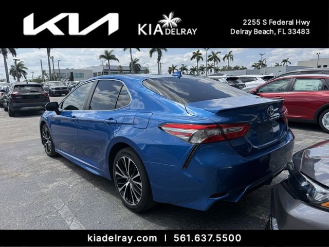 Used 2019 Toyota Camry SE FWD image 8