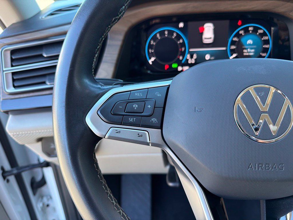 Used 2024 Volkswagen Atlas SE AWD/4WD image 15