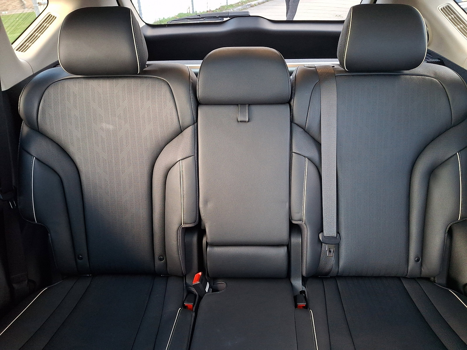 Used 2023 Genesis GV80 2.5T w/ Prestige 20" Package image 19