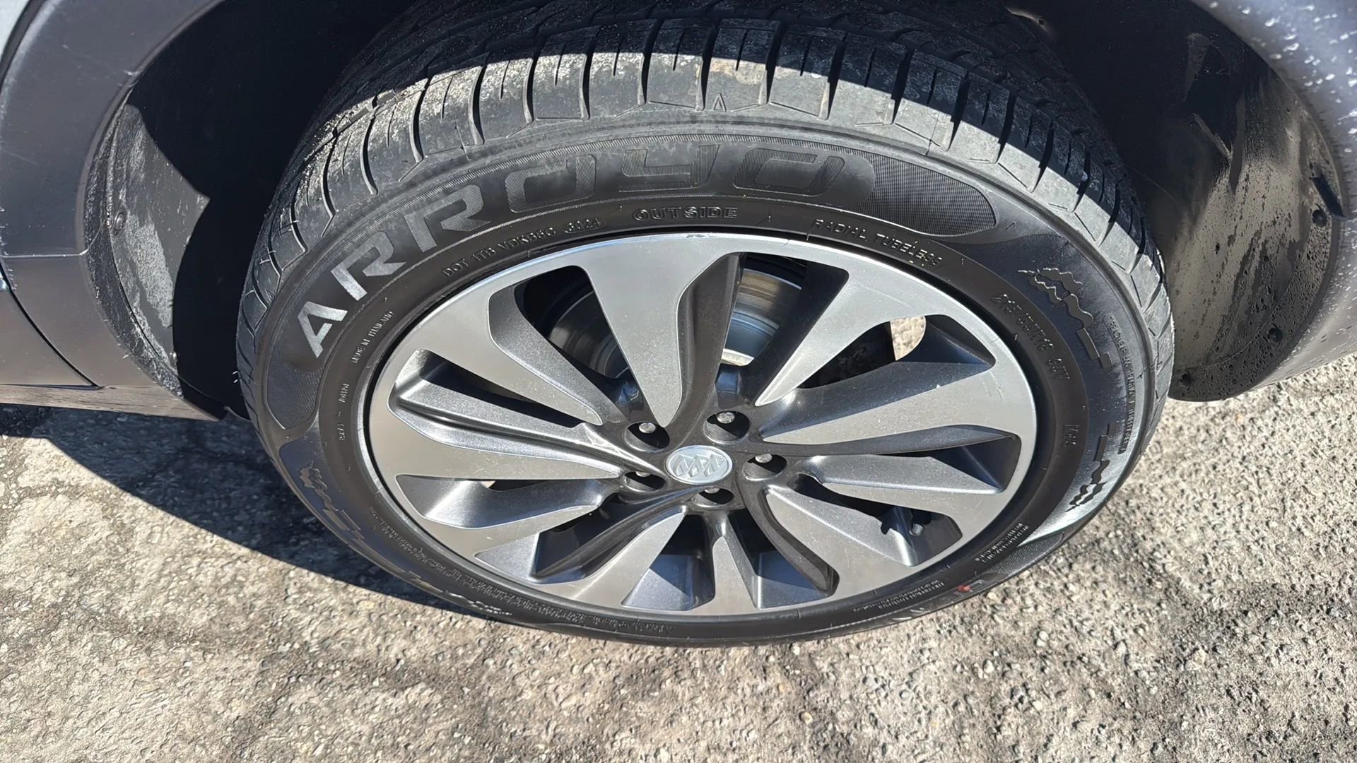 Used 2018 Buick Encore Essence image 9