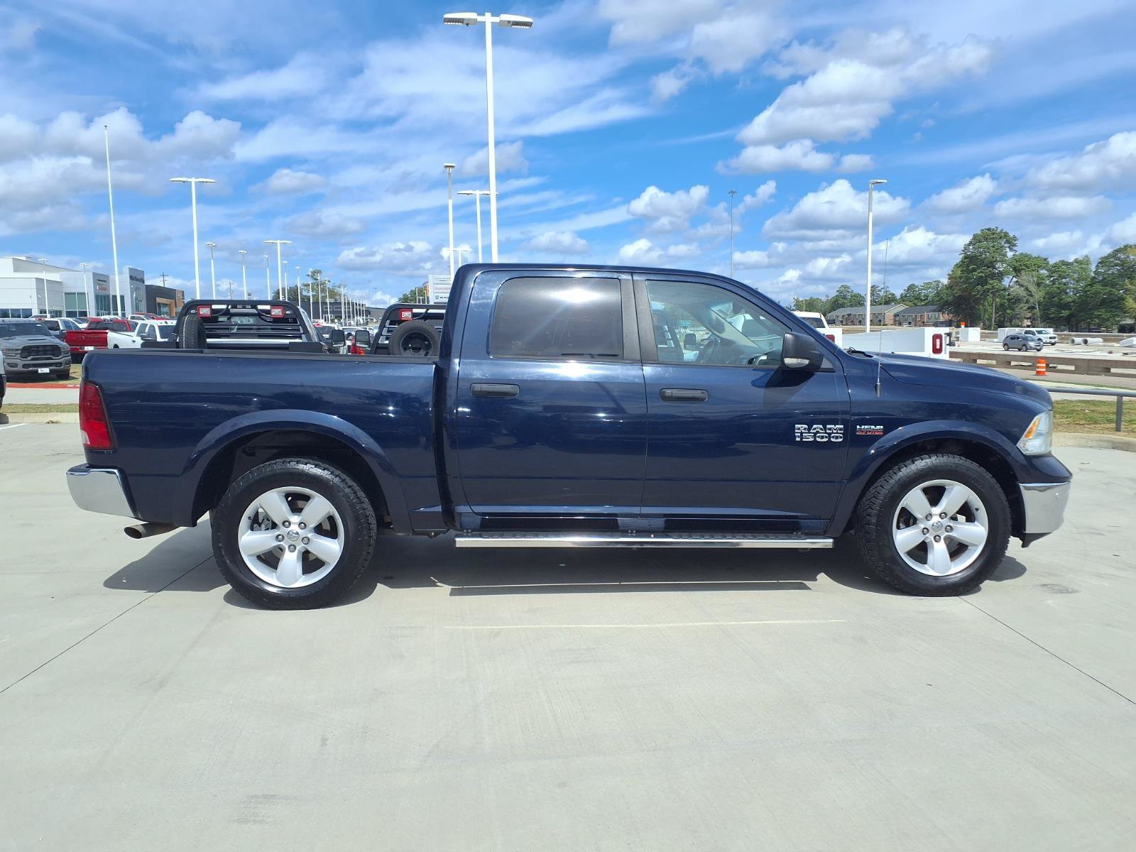 Used 2015 RAM 1500 Outdoorsman RWD image 5