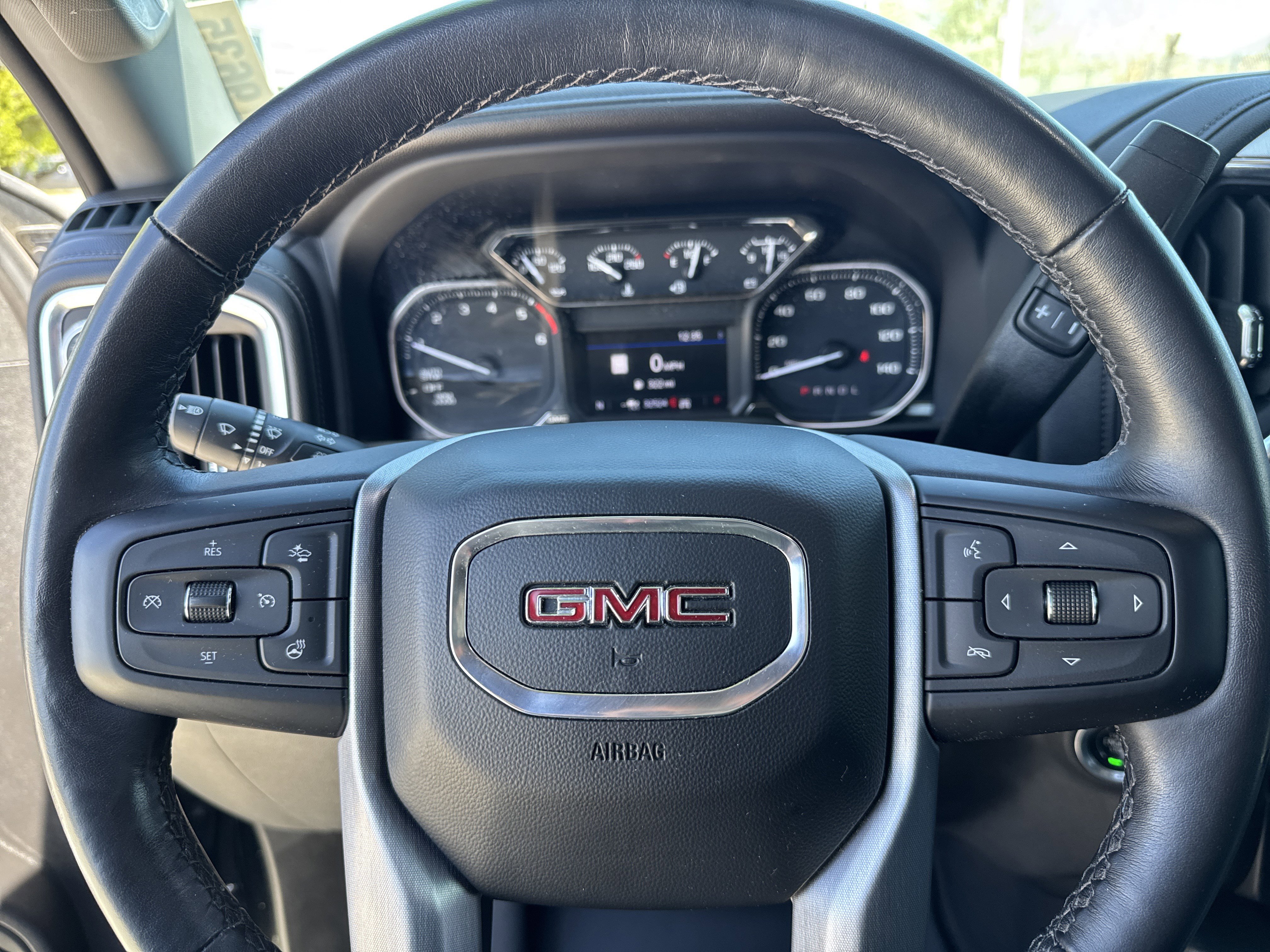 Used 2022 GMC Sierra 1500 SLT AWD/4WD image 14