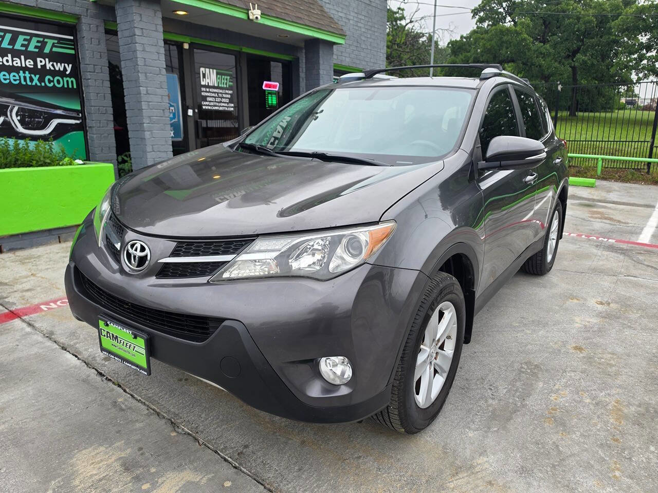 Used 2013 Toyota RAV4 XLE FWD image 3