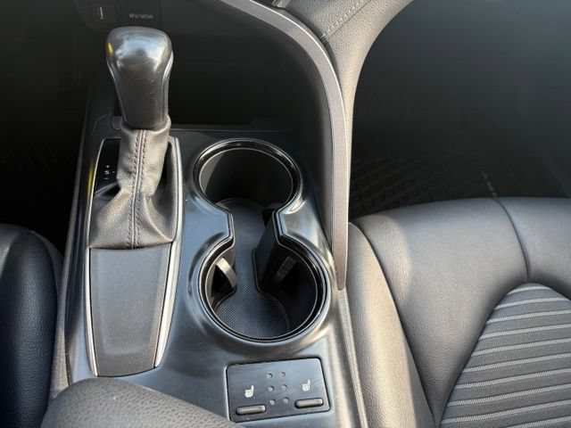 Used 2020 Toyota Camry SE FWD image 28