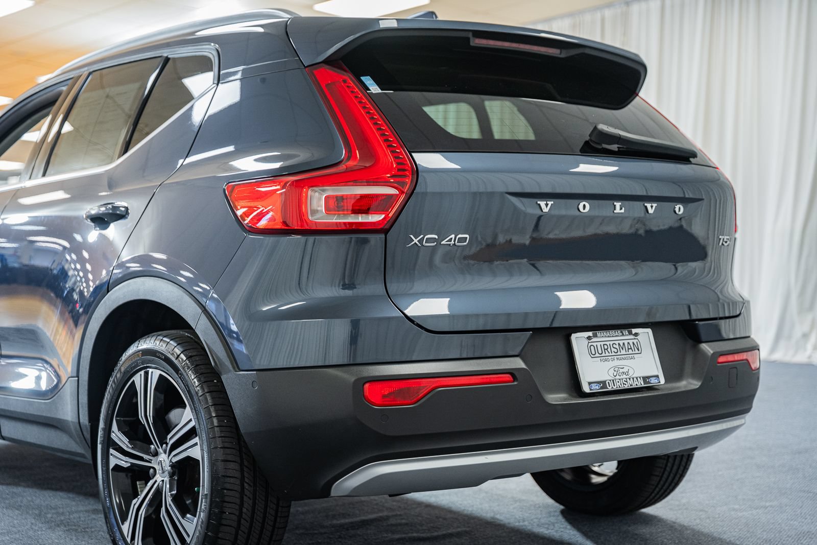 Used 2022 Volvo XC40 T5 Inscription w/ Advanced Package AWD/4WD image 6