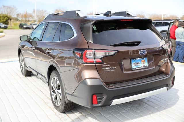 Used 2020 Subaru Outback Touring image 3