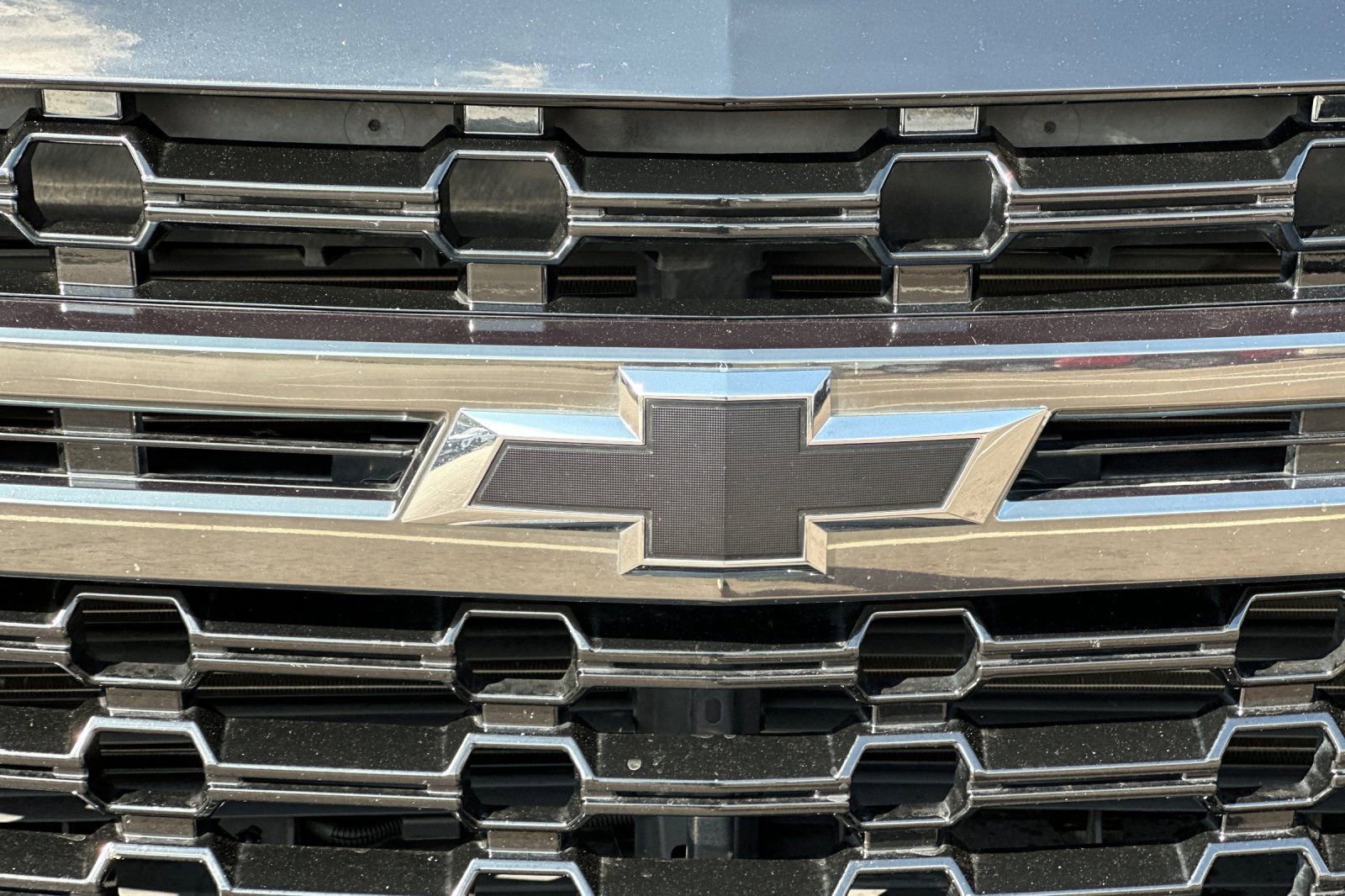 Used 2022 Chevrolet Suburban Z71 image 41