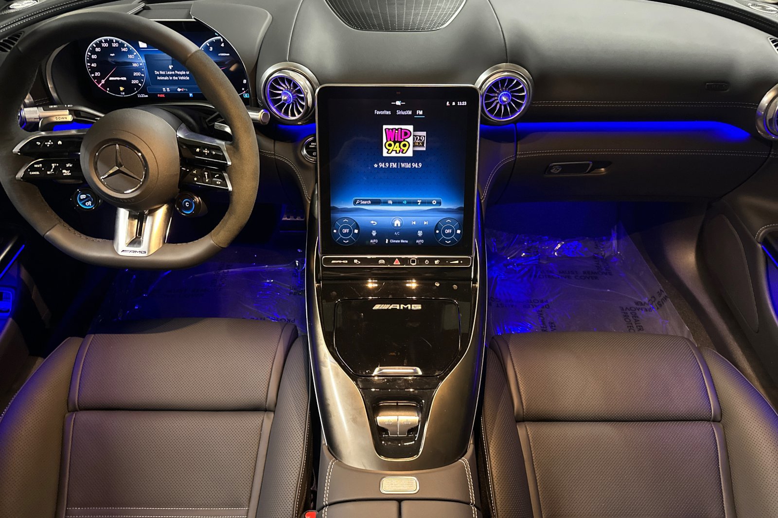 New 2026 Mercedes-Benz SL 63 AMG 4MATIC image 14