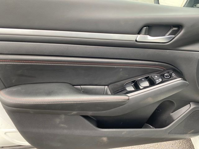 Used 2023 Nissan Altima 2.5 SR image 18