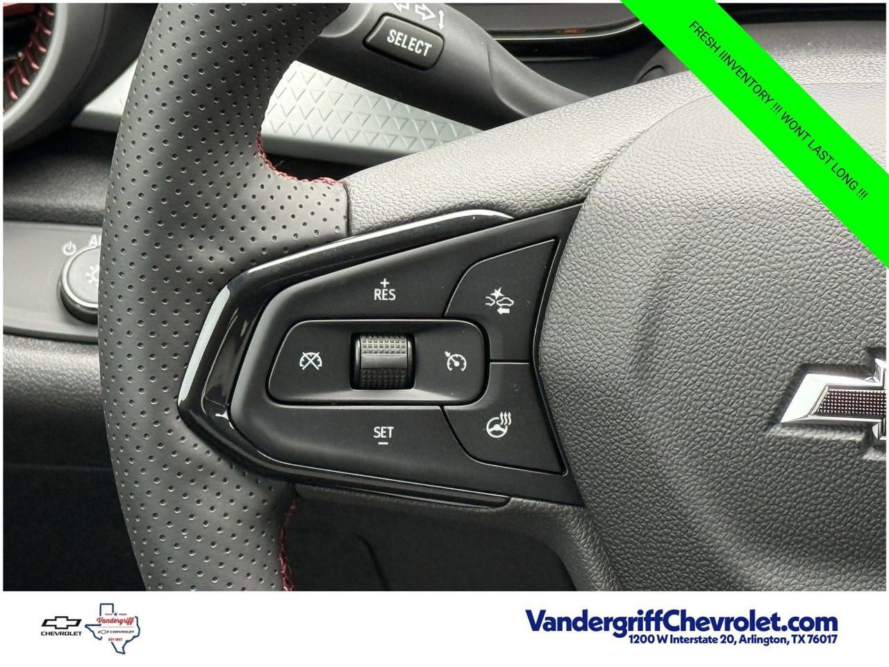 New 2026 Chevrolet Trax RS w/ Sunroof Package FWD image 13