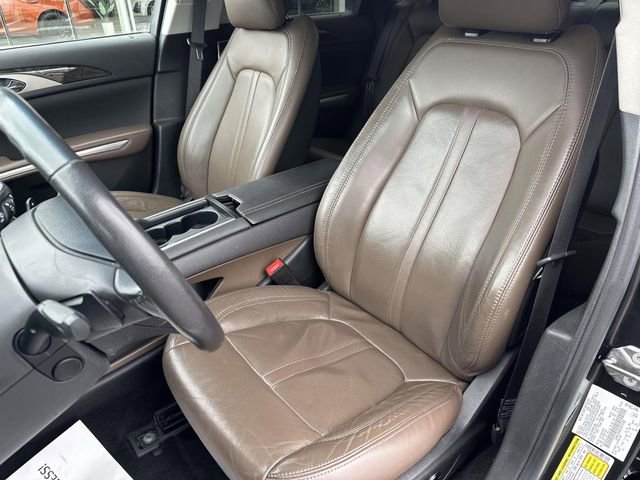 Used 2013 Lincoln MKZ image 17