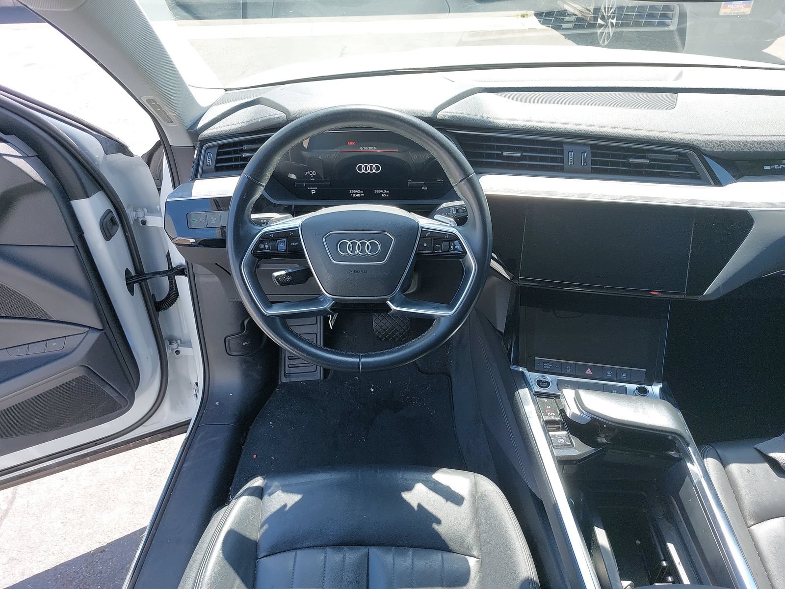 Certified 2023 Audi e-tron Premium AWD/4WD image 6