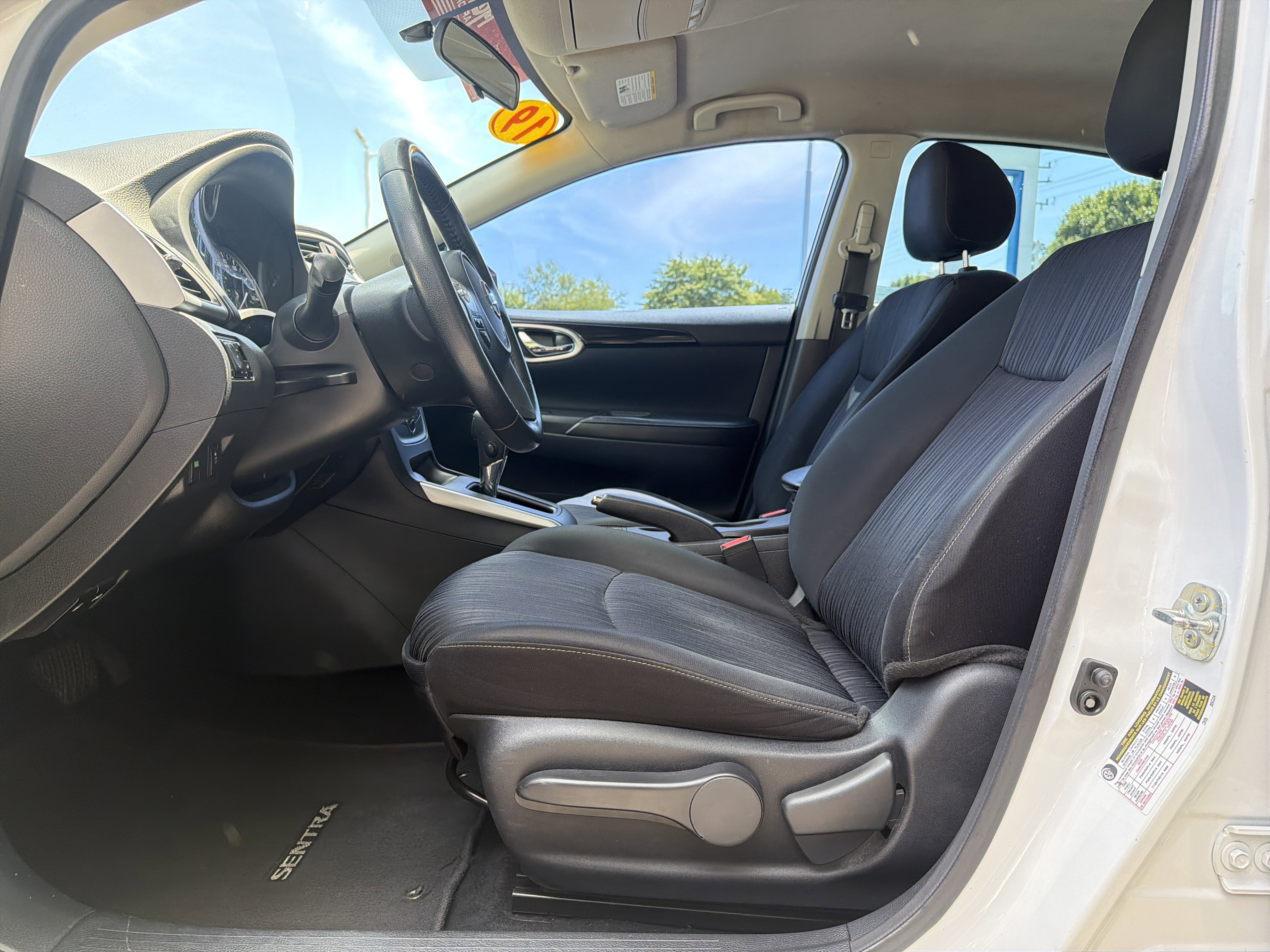 Used 2019 Nissan Sentra SV FWD image 16