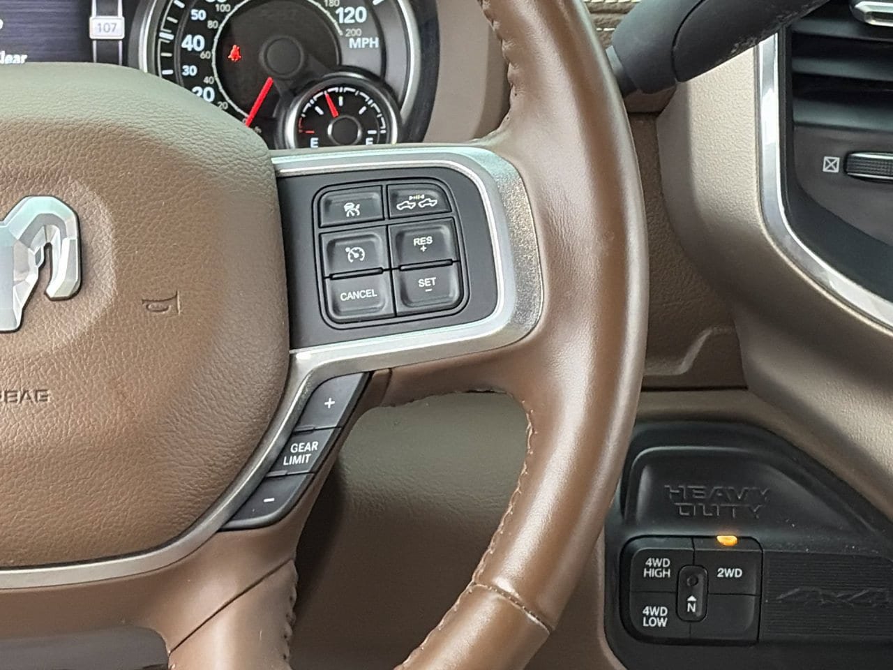Used 2022 RAM 2500 Laramie AWD/4WD image 23
