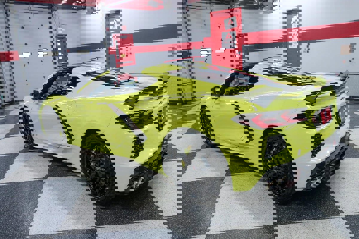 Used 2022 Chevrolet Corvette Stingray Premium Cpe w/ Z51 Performance Package image 6