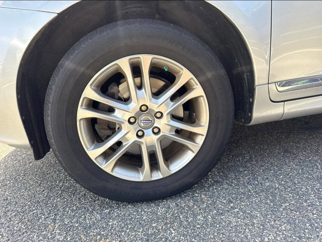 Used 2015 Volvo XC60 T5 image 16