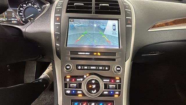Used 2018 Lincoln MKZ Reserve w/ Climate Package FWD image 23