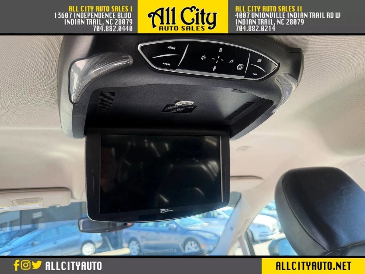 Used 2020 Chrysler Voyager Lxi FWD image 27
