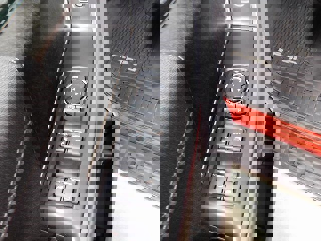 Used 2023 Ford F150 Lightning XLT image 23