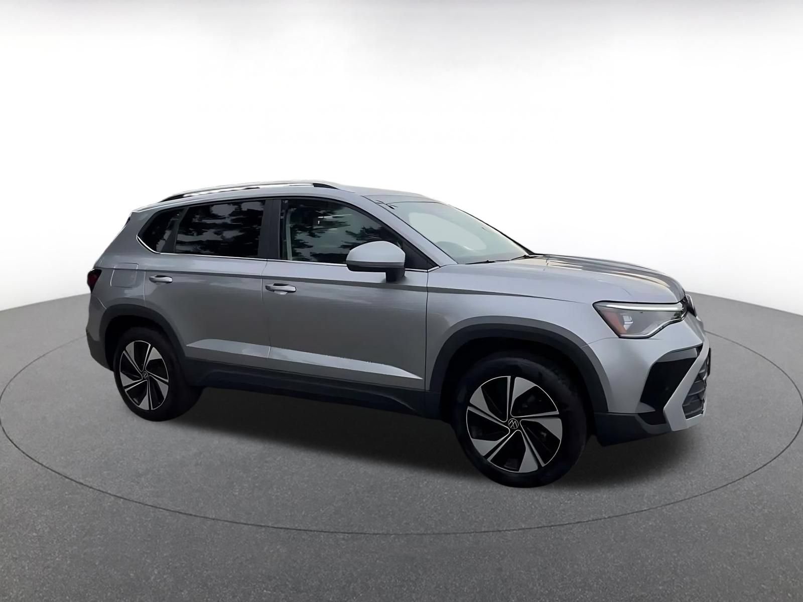 Used 2026 Volkswagen Taos SE AWD/4WD video 2