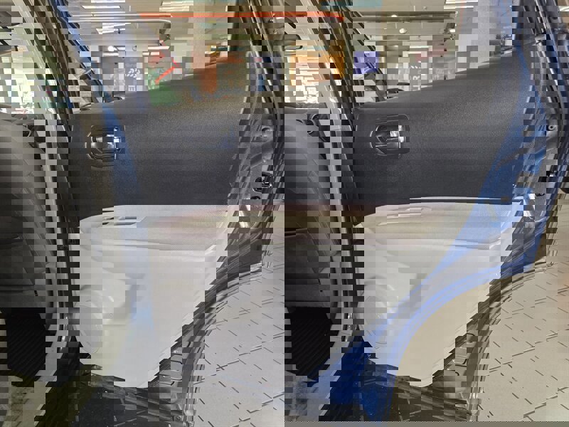 Used 2015 Nissan Rogue S w/ Convenience Package image 15