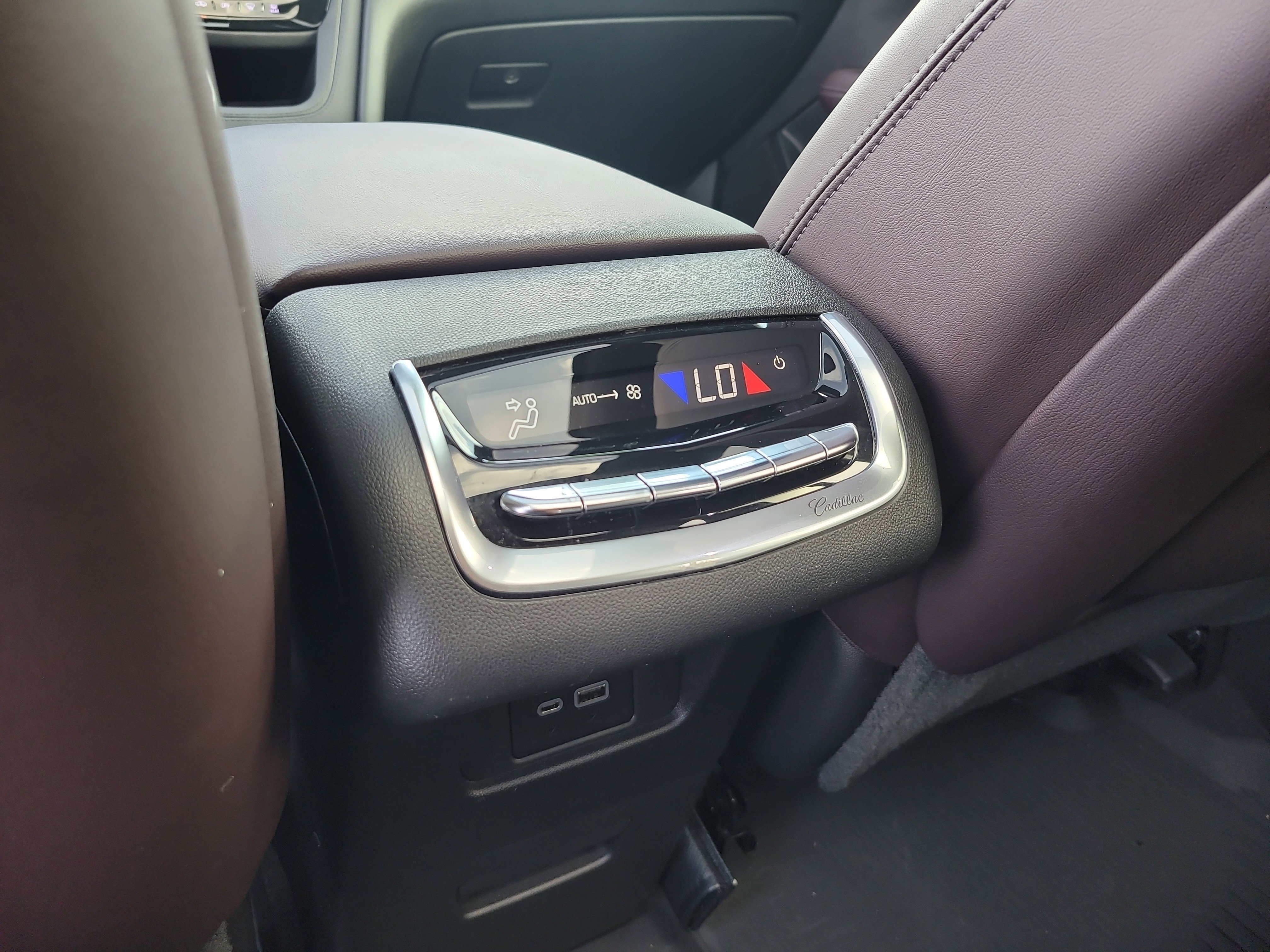 Used 2020 Cadillac XT6 Premium Luxury FWD image 14