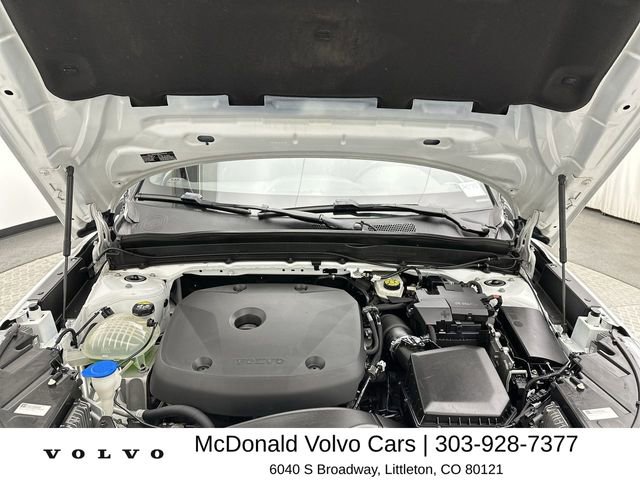 Used 2019 Volvo XC40 T5 R-Design AWD/4WD image 26