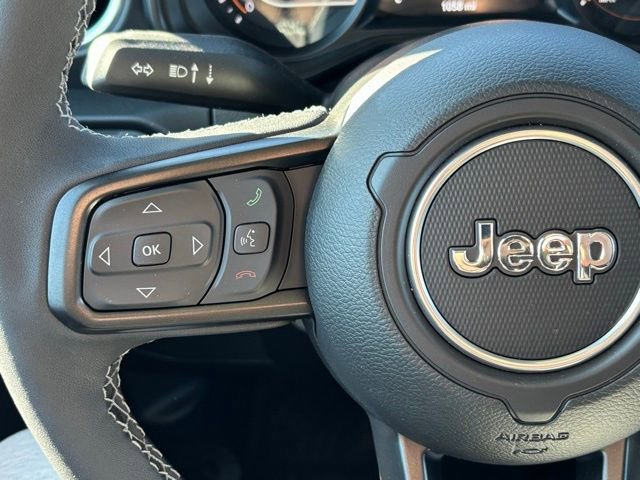 Used 2025 Jeep Gladiator Sport image 33