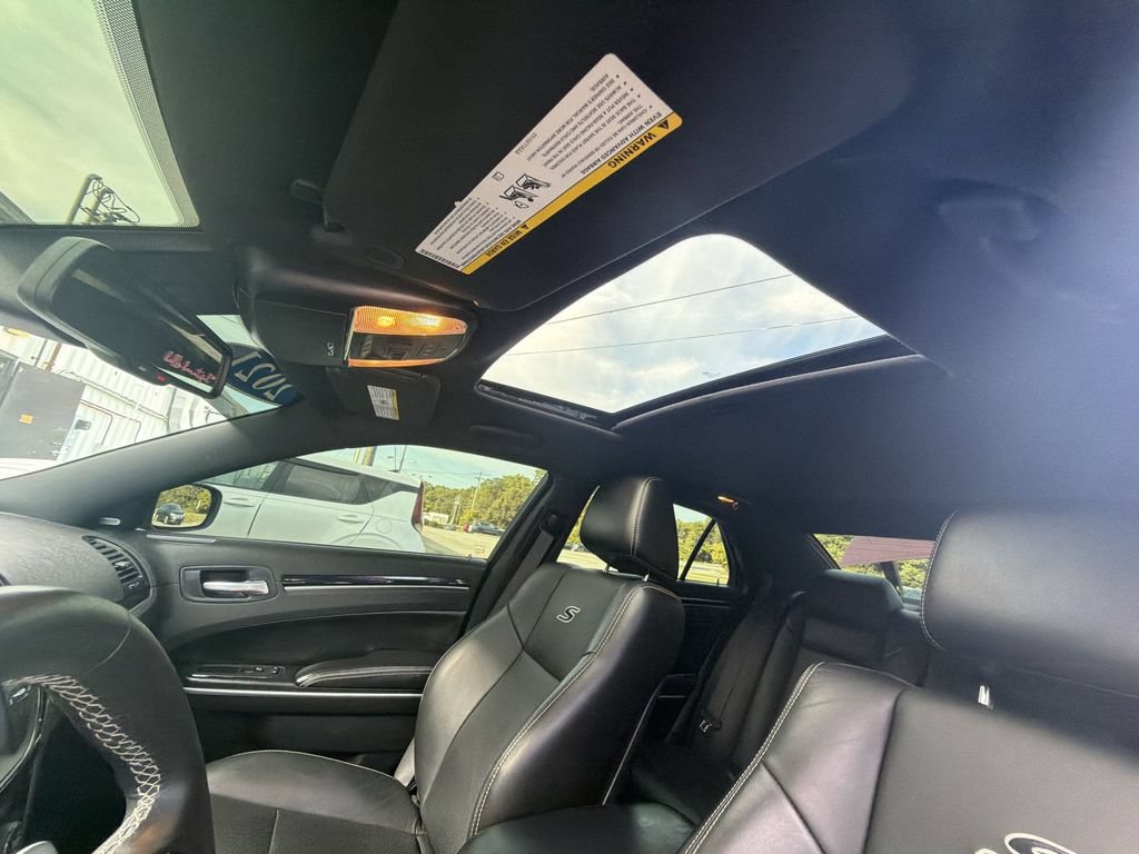 Used 2021 Chrysler 300 S w/ Comfort Group RWD image 22