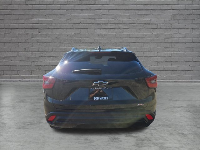 Used 2025 Chevrolet Trax RS w/ Sunroof Package FWD image 4