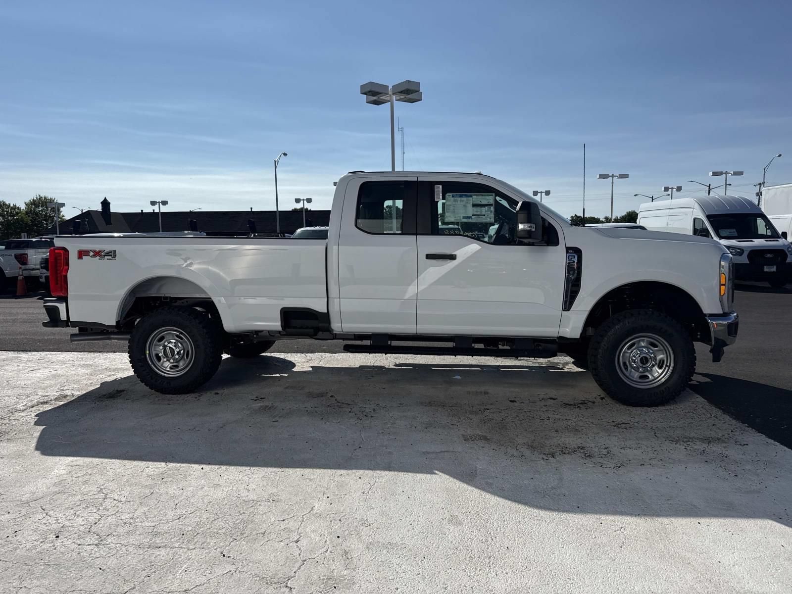 New 2026 Ford F250 XL w/ XL Off-Road Package AWD/4WD image 2