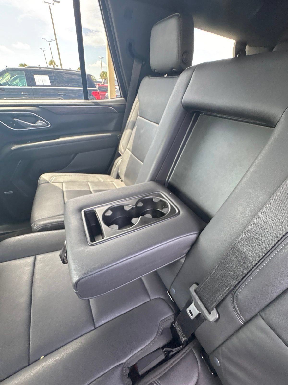 Used 2024 Chevrolet Tahoe LT RWD image 31
