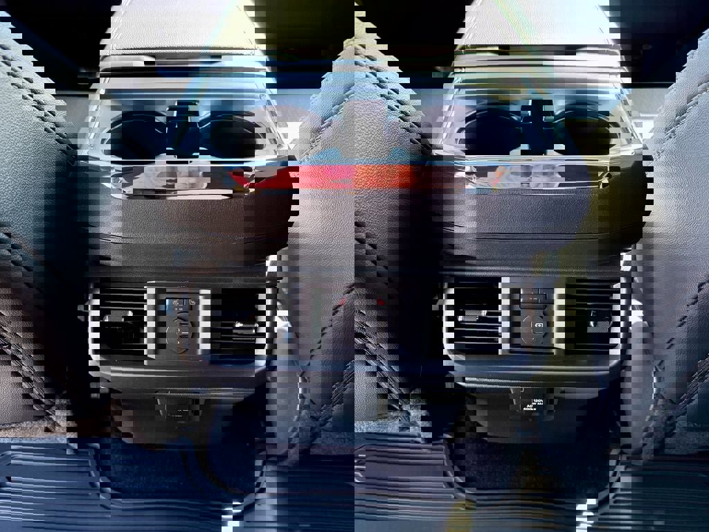 New 2026 Ford F150 Lariat w/ Equipment Group 502A High image 35