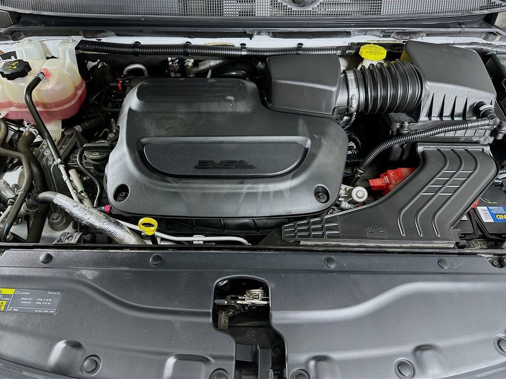 Certified 2020 Chrysler Pacifica Limited image 40