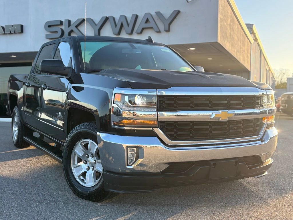 Used 2018 Chevrolet Silverado 1500 LT w/ Texas Edition