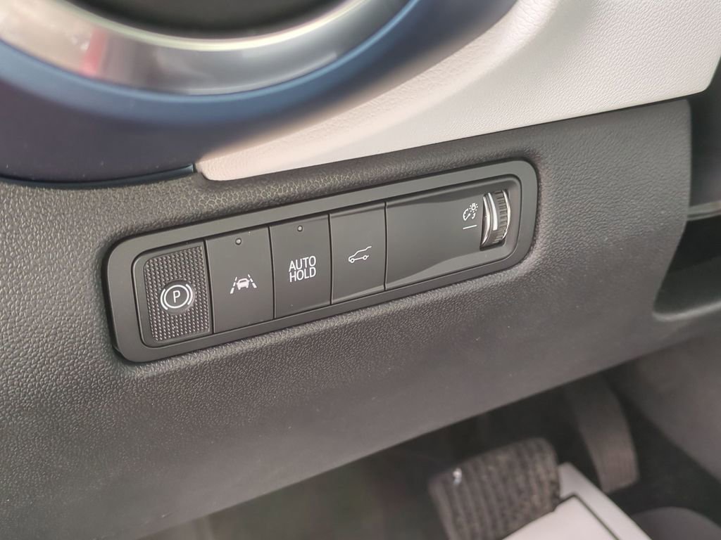 Used 2025 Chevrolet Equinox EV LT image 23