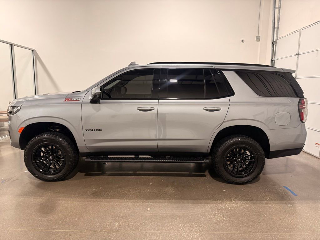 Used 2024 Chevrolet Tahoe Z71 w/ Z71 Off-Road Package AWD/4WD image 8