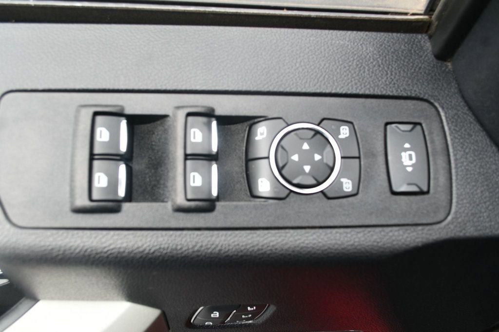 Used 2021 Ford F350 Lariat w/ Lariat Ultimate Package AWD/4WD image 27
