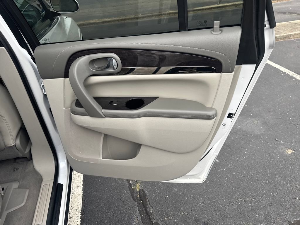 Used 2016 Buick Enclave Premium w/ Experience Buick Package FWD image 35