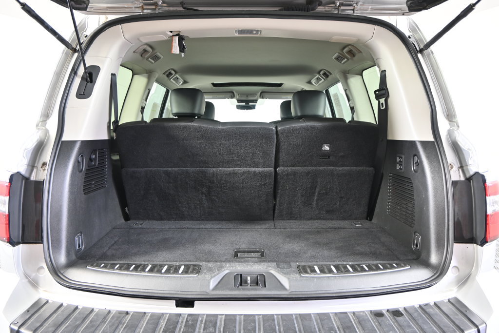 Used 2024 Nissan Armada Platinum w/ Captain's Chairs Package AWD/4WD image 18