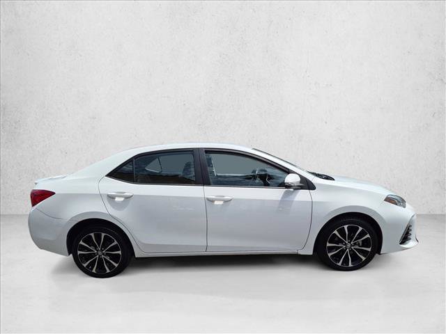 Used 2017 Toyota Corolla SE w/ Carpet Mat Package (TMS) FWD image 4
