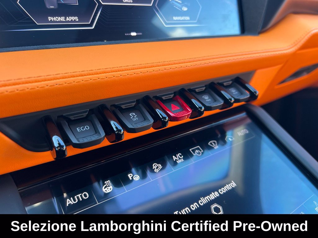 Used 2025 Lamborghini Urus SE AWD/4WD image 29