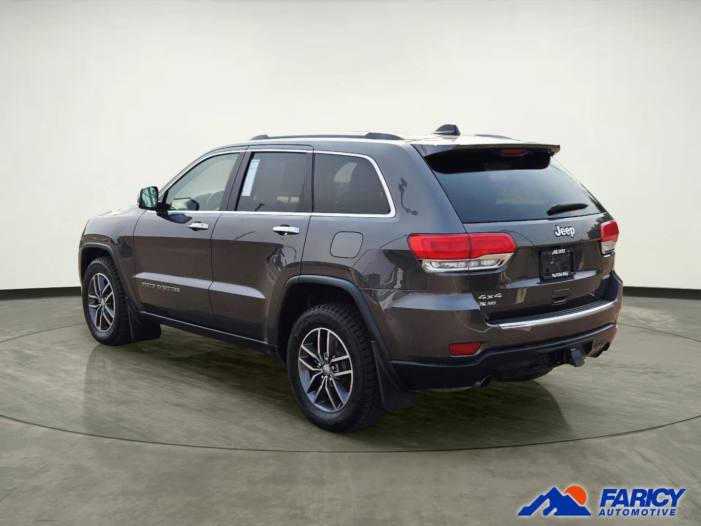 Used 2018 Jeep Grand Cherokee Limited AWD/4WD image 5