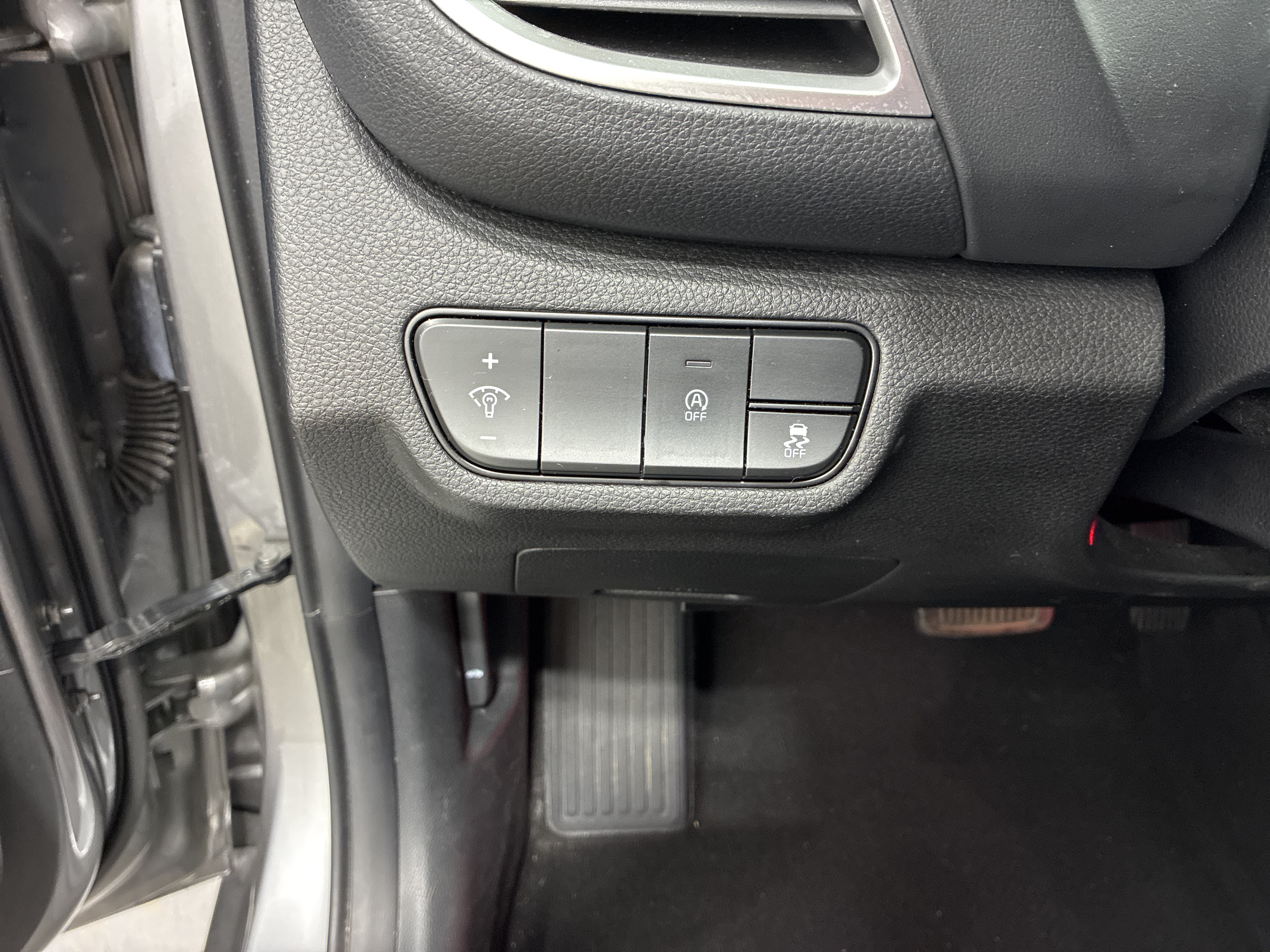 Certified 2024 Kia Seltos EX AWD/4WD image 17