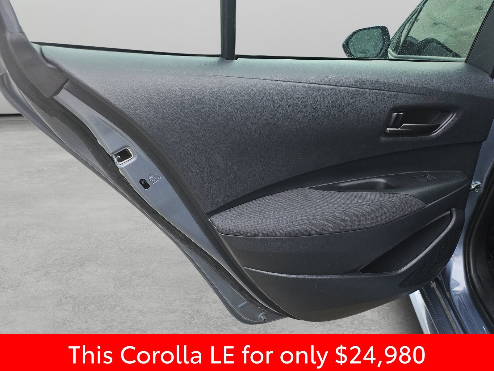 Used 2026 Toyota Corolla LE FWD image 35