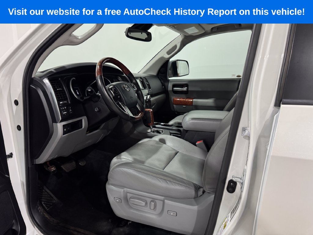 Used 2018 Toyota Sequoia Platinum AWD/4WD image 16